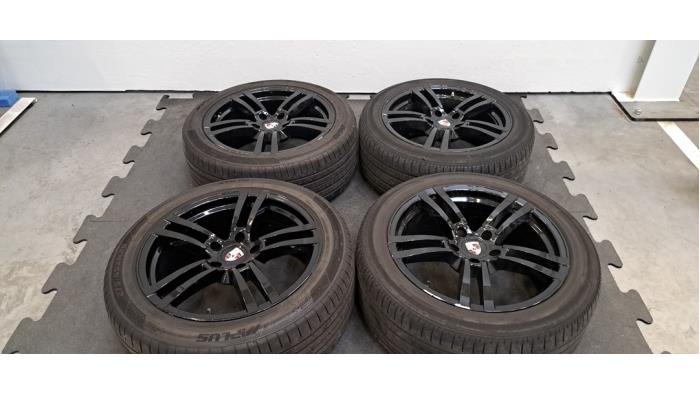 Kit jantes + pneumatiques Porsche Cayenne