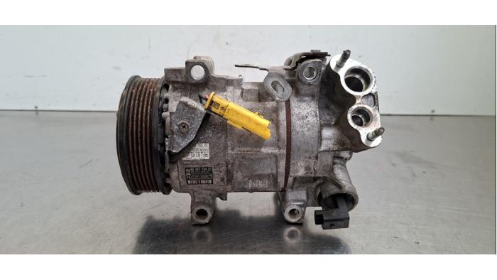 Pompe clim Peugeot 5008