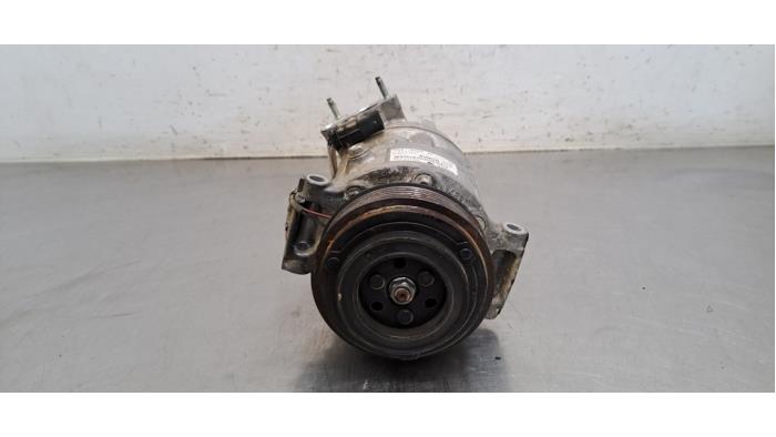 Pompe clim Landrover Range Rover