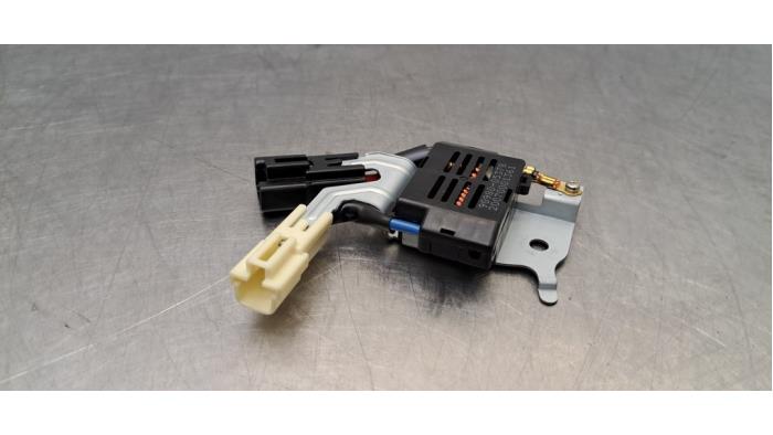 Condensateur radio Lexus RX 450H