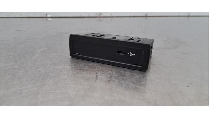 Connexion USB Mercedes B-Klasse