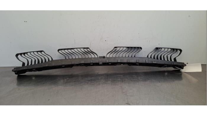 Support pare-chocs arrière centre Volkswagen Tiguan