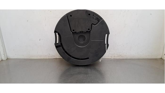 Caisson de graves Volkswagen Golf