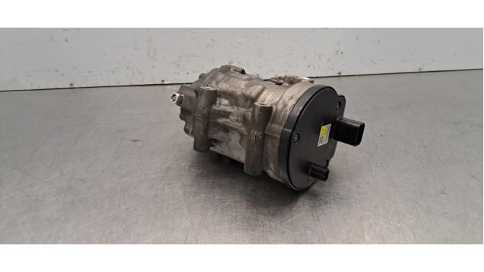 Pompe clim Toyota Corolla