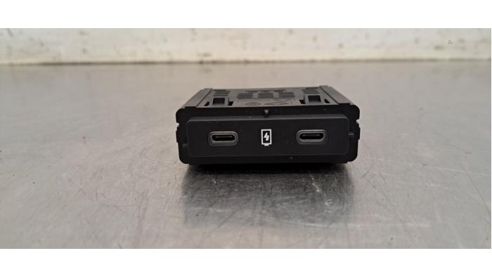 Connexion USB Renault Austral