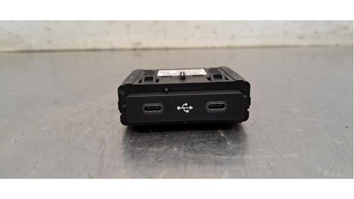 Connexion USB Renault Austral