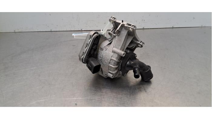Pompe à eau Renault Austral
