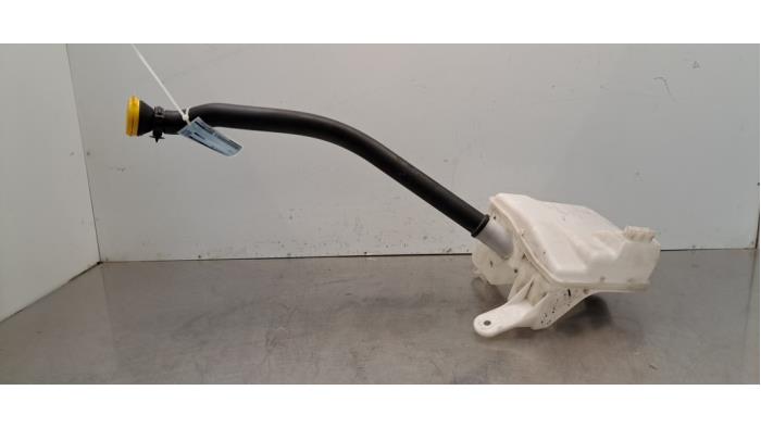 Réservoir lave-glace avant Nissan Interstar