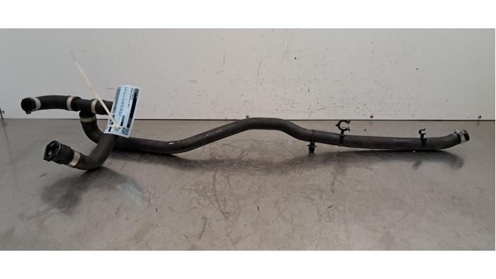 Tuyau radiateur Nissan Interstar