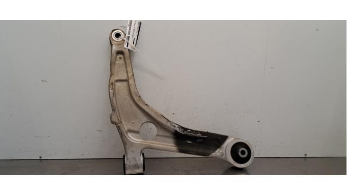 Bras de suspension avant gauche Nissan Interstar