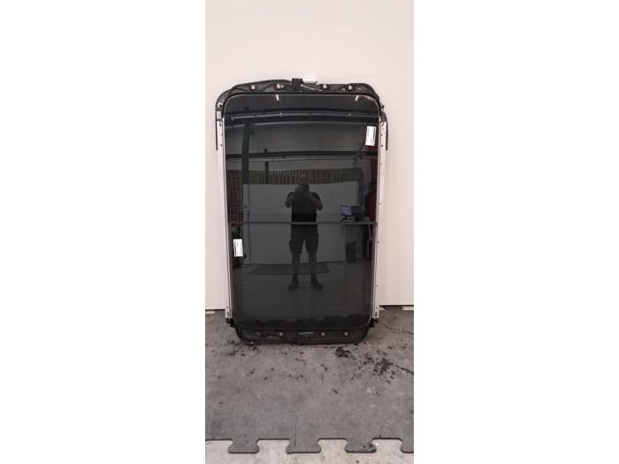 Toit panoramique MG EHS