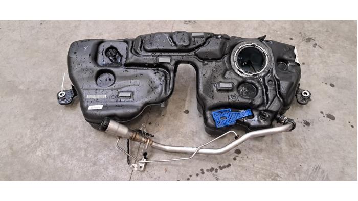 Réservoir de carburant Volvo XC60