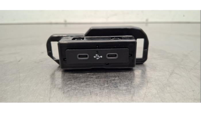 Connexion USB Dacia Duster