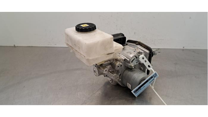 Assistant de freinage Subaru Solterra