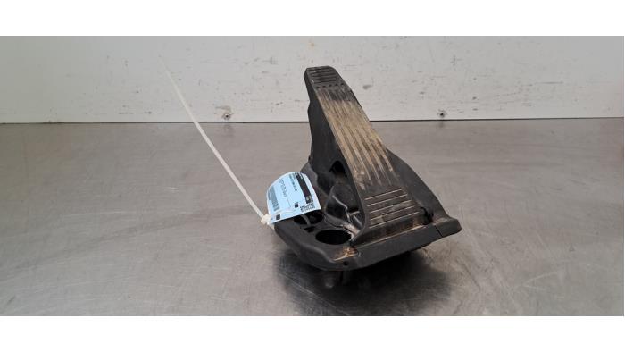 Pédale d'accélérateur Subaru Solterra