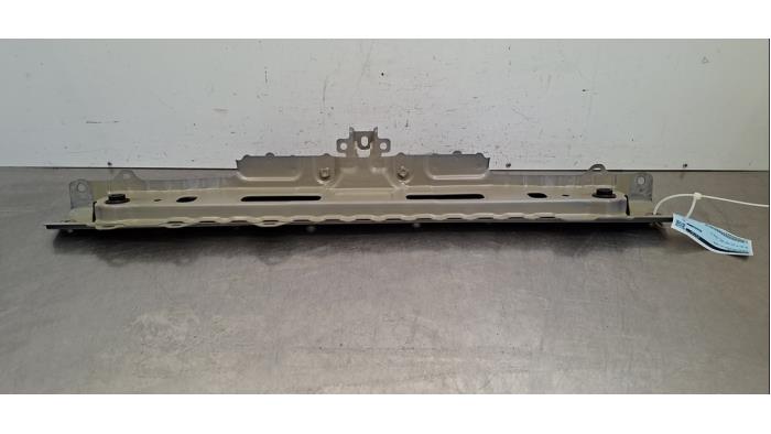 Barre radiateur Subaru Solterra