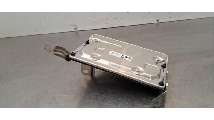 Ordinateur gestion moteur Toyota Corolla
