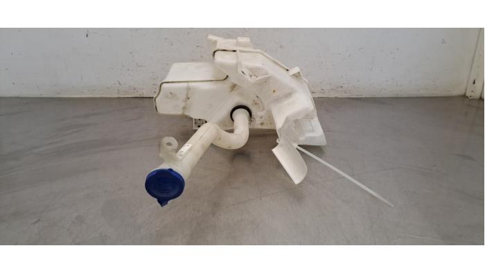 Réservoir lave-glace avant Toyota Corolla