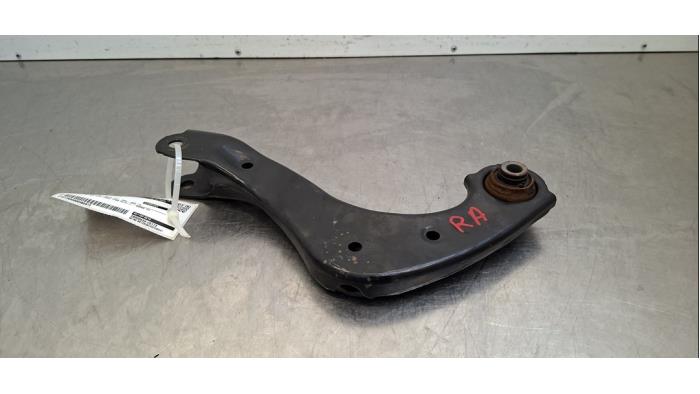 Bras de suspension arrière droit Toyota Corolla