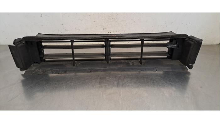 Guidage d'air Subaru Solterra