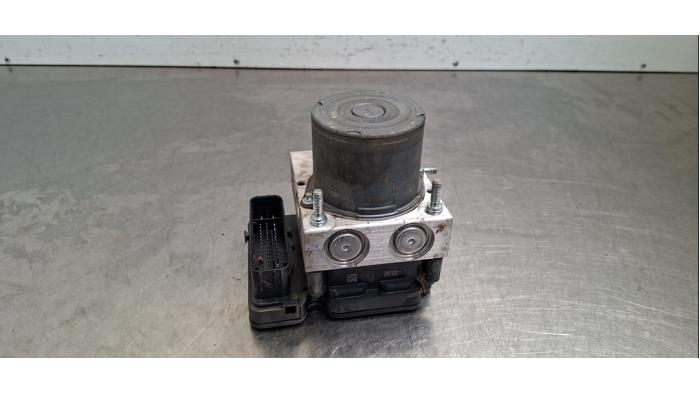 Pompe ABS Peugeot 5008