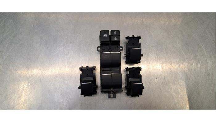 Commutateur combi vitres Subaru Solterra