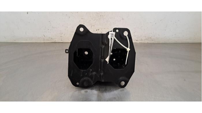 Support (divers) Subaru Solterra