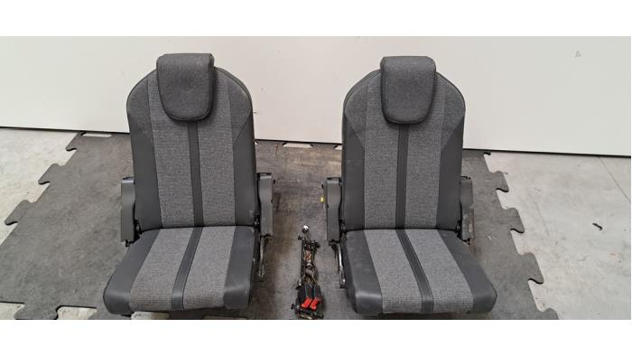 Banquette arrière Peugeot 5008