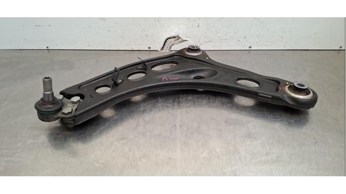 Bras de suspension avant gauche Renault Trafic