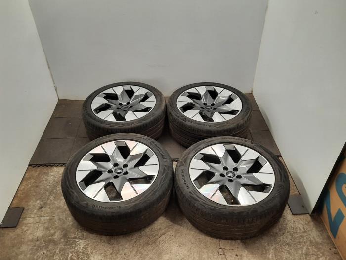 Kit jantes + pneumatiques Ford Explorer