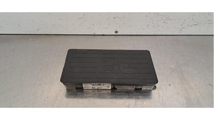 Chargeur sans fil Audi Q4