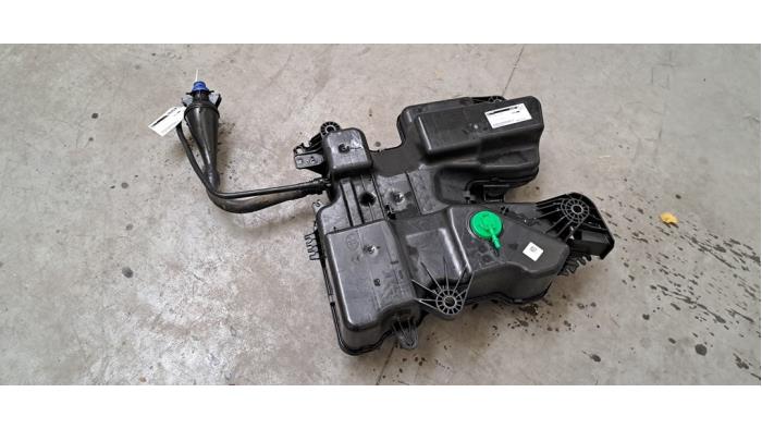Réservoir Adblue Peugeot Expert