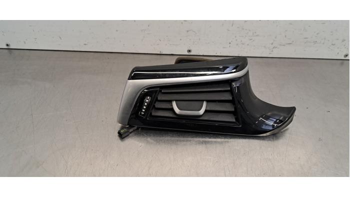Grille aération tableau de bord BMW 5-Série