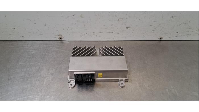 Amplificateur radio Porsche Cayenne