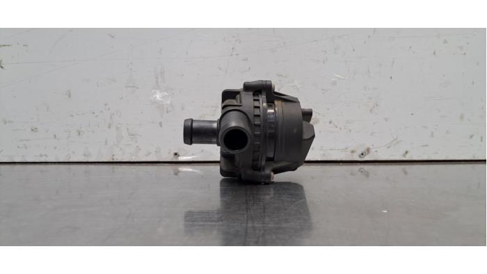 Pompe à eau supplémentaire Audi Q4