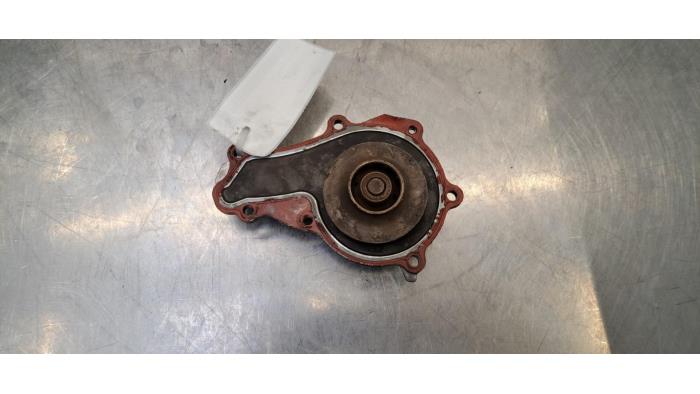 Pompe à eau Ford Transit Courier