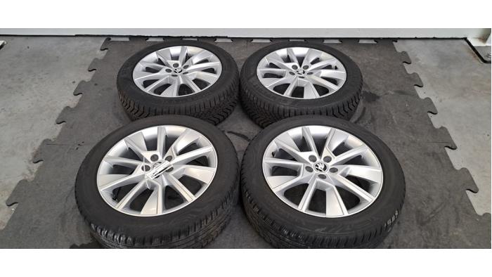 Kit jantes + pneumatiques Skoda Kamiq