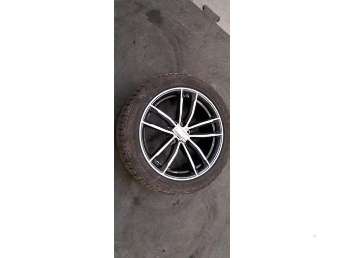 Jante + pneu d'hiver BMW 5-Série