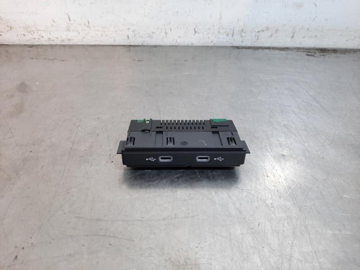 Connexion USB Ford Explorer
