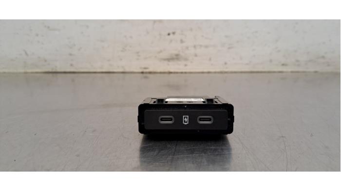 Connexion USB Dacia Duster