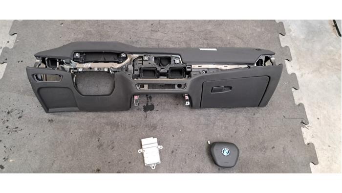 Kit airbag + tableau de bord BMW I4