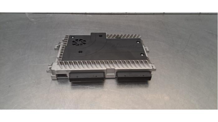 Amplificateur radio Porsche Cayenne