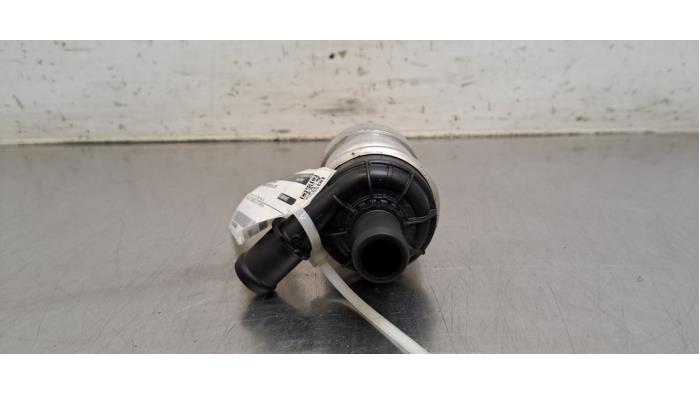 Pompa dell'acqua supplementare Porsche Cayenne