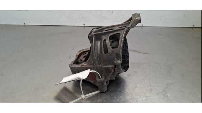 Support moteur Porsche Cayenne