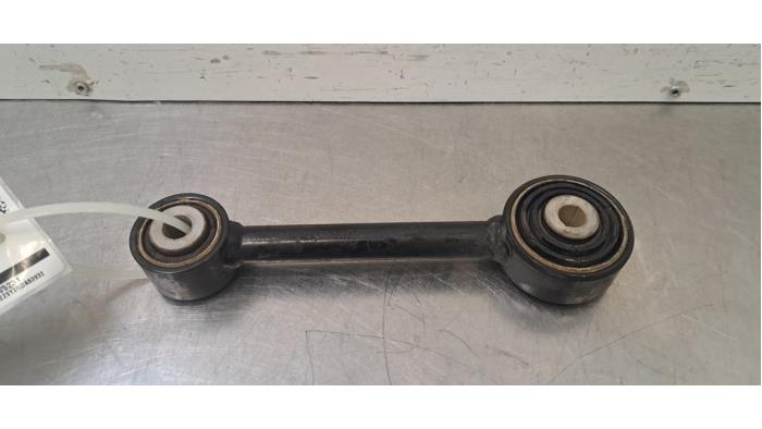 Guide barre stabilisatrice Porsche Cayenne