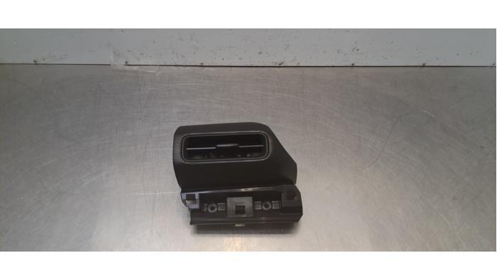 Grille aération tableau de bord Jeep Avenger