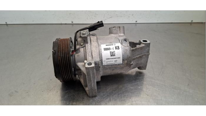 Pompe clim Renault Express