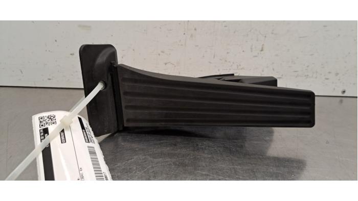Pédale d'accélérateur BMW I4
