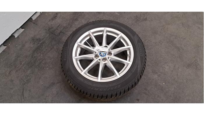 Jante + pneu d'hiver BMW I4