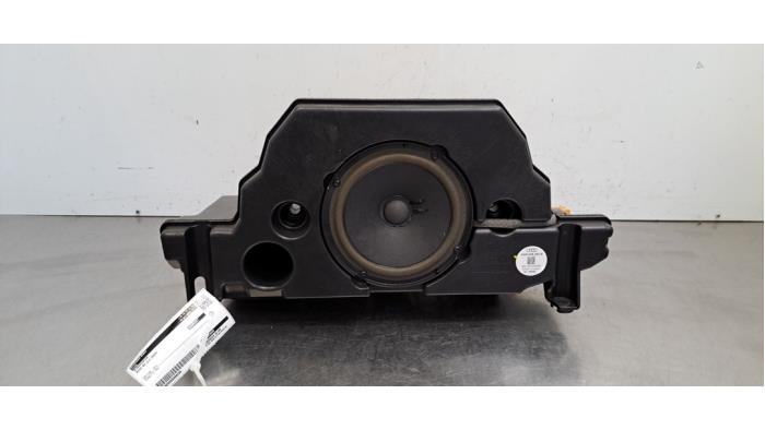 Caisson de graves Audi A4